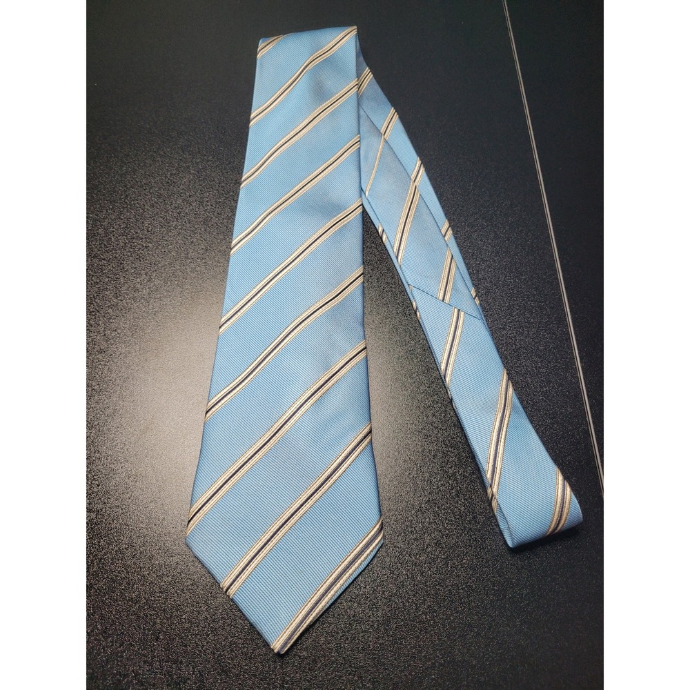 Brioni Men's Necktie Blue Striped Silk 3.75" x 58" Excellent - Picture 7 of 7